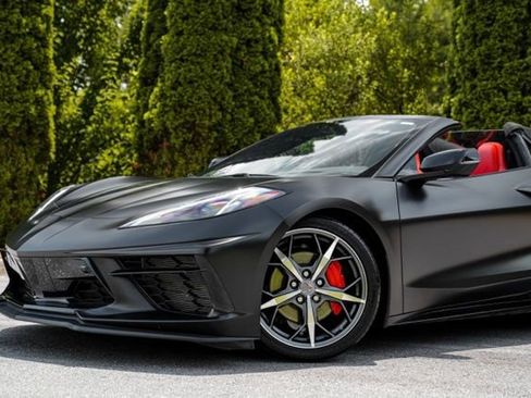 Used 2023 Chevrolet Corvette Stingray Preferred Conv w/ 2LT RWD image 3