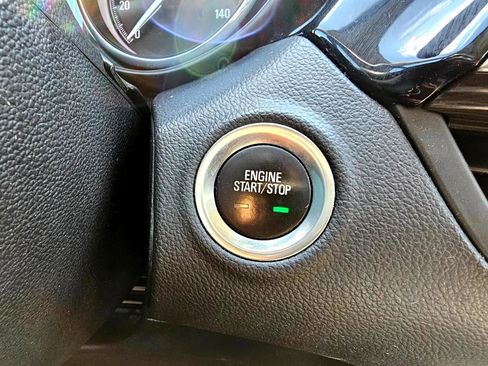 Used 2020 Buick Envision Essence image 39