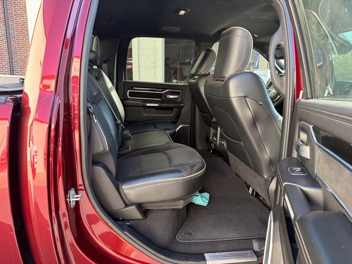 Used 2019 RAM 2500 Laramie AWD/4WD image 20
