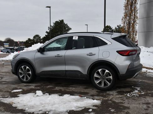 Used 2024 Ford Escape Platinum image 3