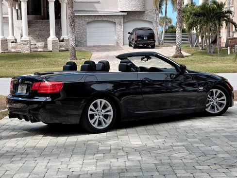 Used 2011 BMW 335is Convertible image 13