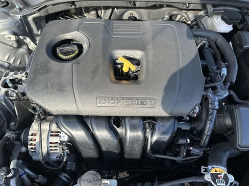 Used 2024 Kia Forte LXS image 17