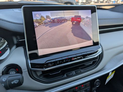 New 2026 Jeep Compass Limited image 14