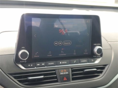 Used 2019 Nissan Altima 2.5 SV image 24