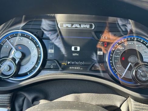 Used 2019 RAM 1500 Limited image 32