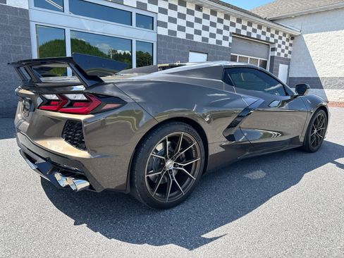 Used 2021 Chevrolet Corvette Stingray Preferred Conv w/ Z51 Performance Package RWD image 5