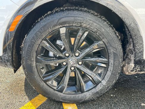 Used 2025 Buick Envista Sport Touring image 27