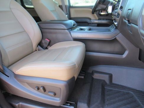 Used 2019 GMC Sierra 2500 Denali w/ Duramax Plus Package image 12