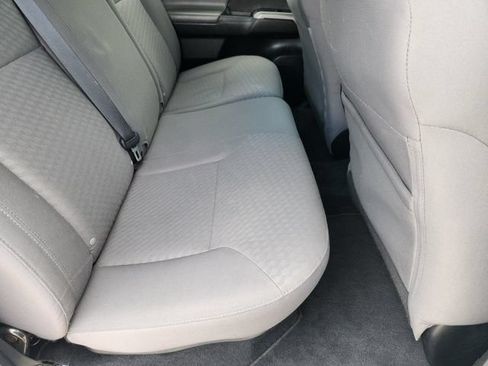Used 2022 Toyota Tacoma SR5 RWD image 31