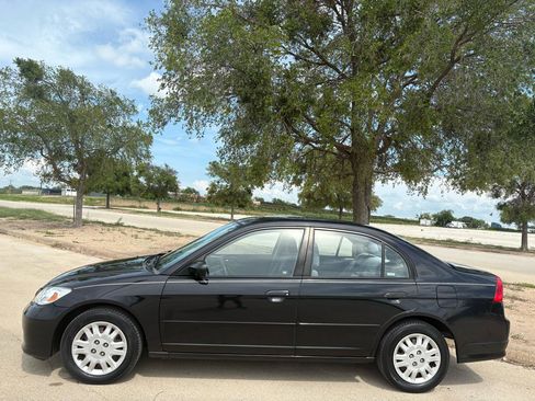 Used 2005 Honda Civic LX image 9
