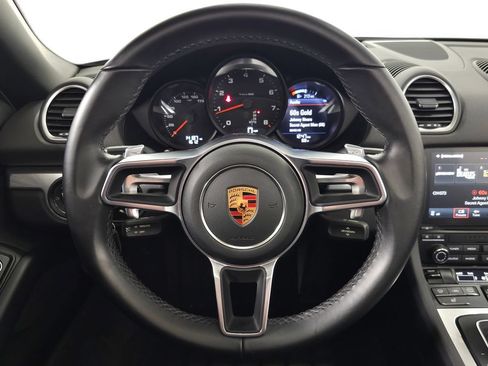 Used 2018 Porsche 718 Boxster RWD image 23