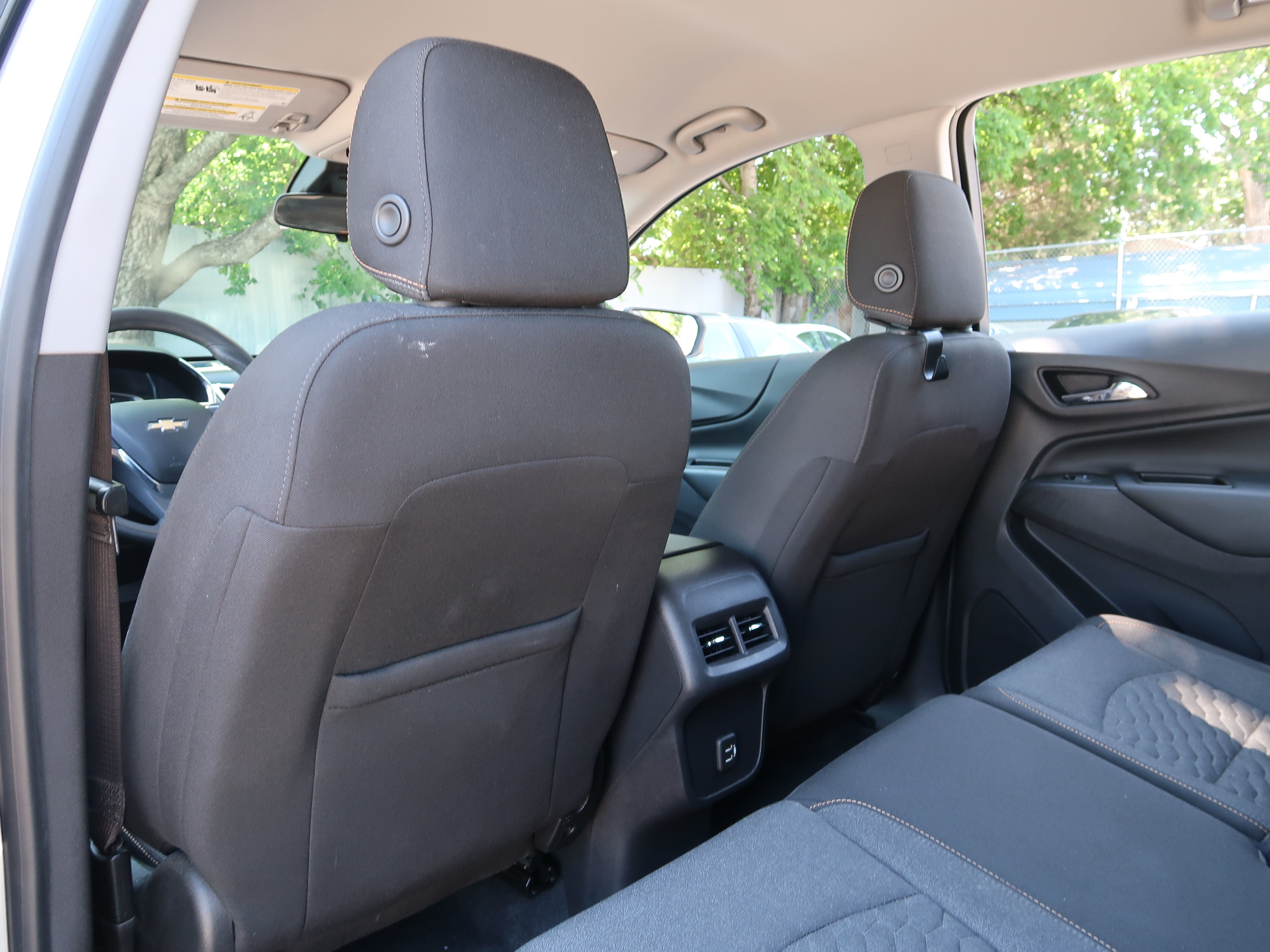 Used 2021 Chevrolet Equinox LT FWD image 30