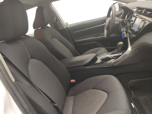 Used 2019 Toyota Camry LE FWD image 21