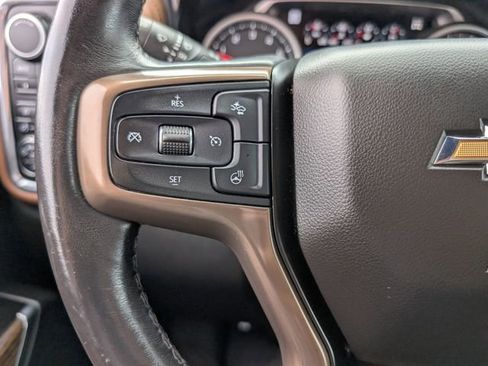 Used 2019 Chevrolet Silverado 1500 High Country w/ Technology Package image 22