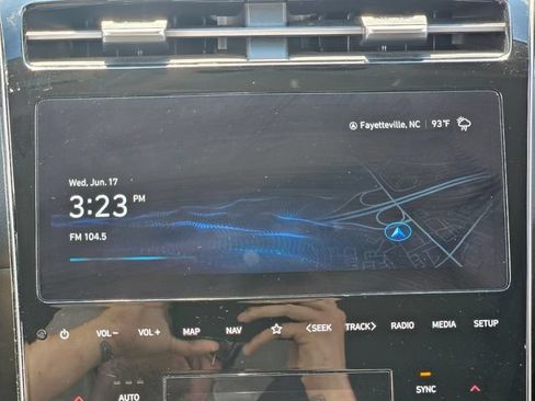 Used 2023 Hyundai Tucson Limited AWD/4WD image 22