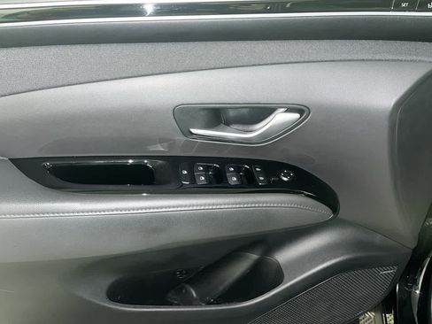 Used 2024 Hyundai Tucson Limited AWD/4WD image 13