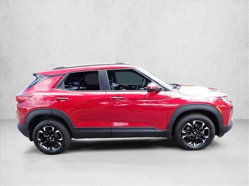 Used 2021 Chevrolet TrailBlazer LT w/ Convenience Package AWD/4WD image 5
