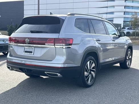 Used 2024 Volkswagen Atlas SE image 9