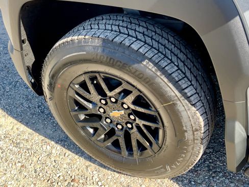 New 2026 Chevrolet Silverado EV LT image 21