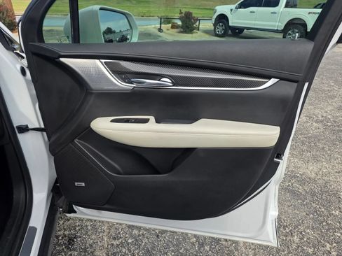 Used 2020 Cadillac XT6 Sport AWD/4WD image 18