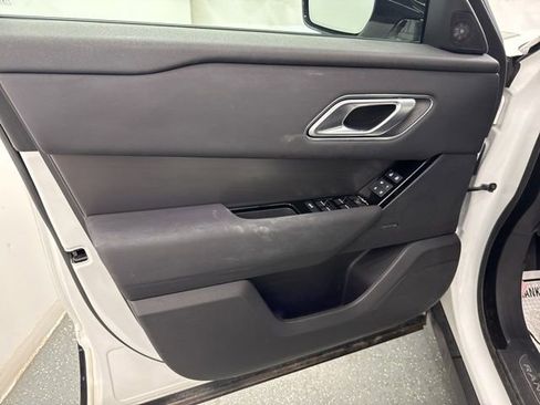 Used 2024 Land Rover Range Rover Velar Dynamic SE AWD/4WD image 19