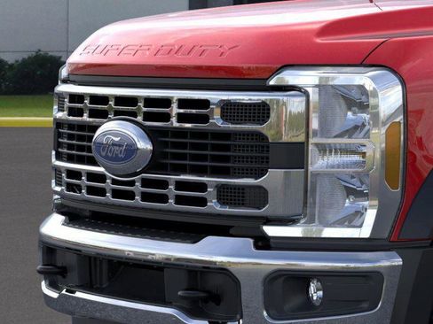 New 2026 Ford F550 4x4 Regular Cab Super Duty image 17