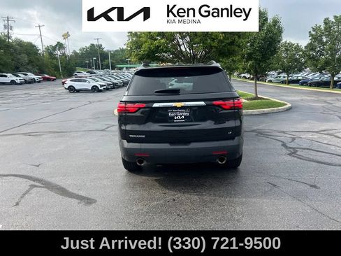 Used 2023 Chevrolet Traverse LT w/ LPO, Floor Liner Package FWD image 6