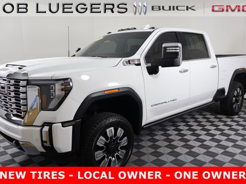 Used 2024 GMC Sierra 2500 Denali w/ Denali Reserve Package image 6