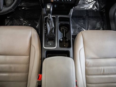 Used 2018 Ford Escape Titanium w/ Ford Safe & Smart Package image 26