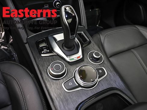 Used 2024 Alfa Romeo Stelvio Sprint AWD/4WD image 13