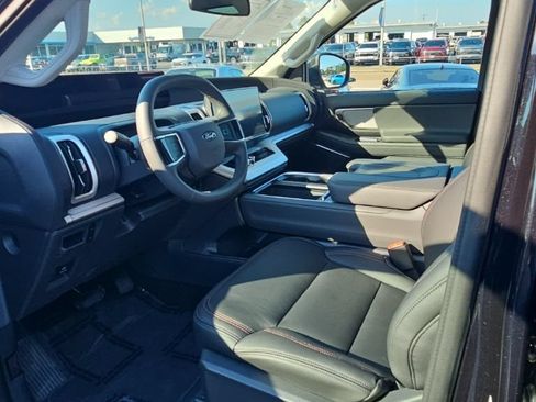 Used 2026 Ford Expedition Max Active RWD image 13
