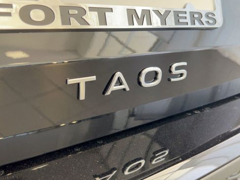 New 2026 Volkswagen Taos SEL image 35