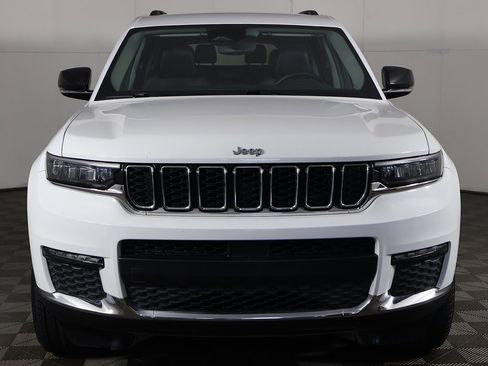 Used 2022 Jeep Grand Cherokee L Limited image 10