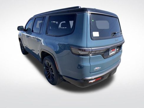 New 2026 Jeep Grand Wagoneer Summit AWD/4WD image 3