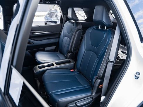 New 2026 INFINITI QX60 Sport image 12