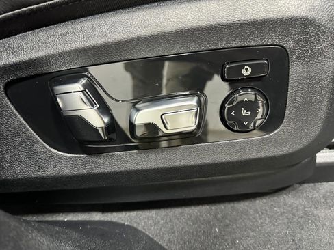 New 2026 BMW X6 M60i image 18