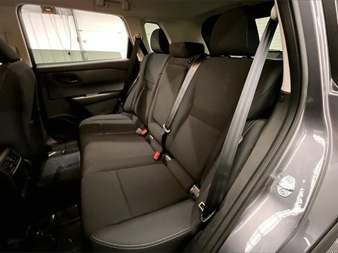 New 2026 Nissan Rogue S image 10