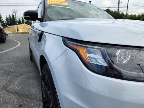 Used 2016 Land Rover Range Rover Sport Supercharged image 32