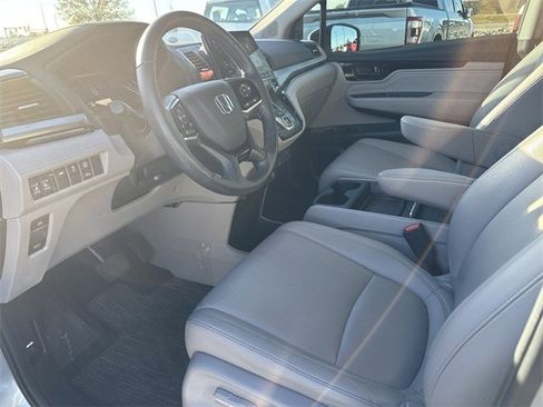 Used 2024 Honda Odyssey Touring image 11