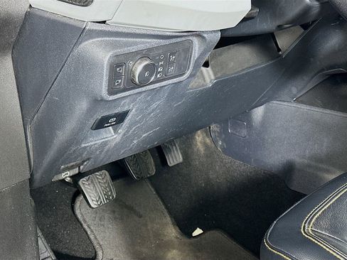 Used 2022 Ford Bronco Badlands image 10