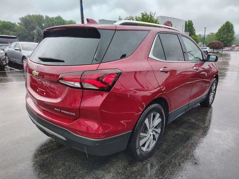 Used 2023 Chevrolet Equinox Premier AWD/4WD image 4
