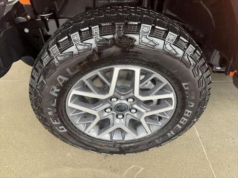 New 2025 Jeep Wrangler Unlimited Sahara AWD/4WD image 40