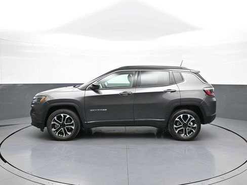 Used 2023 Jeep Compass Limited AWD/4WD image 9