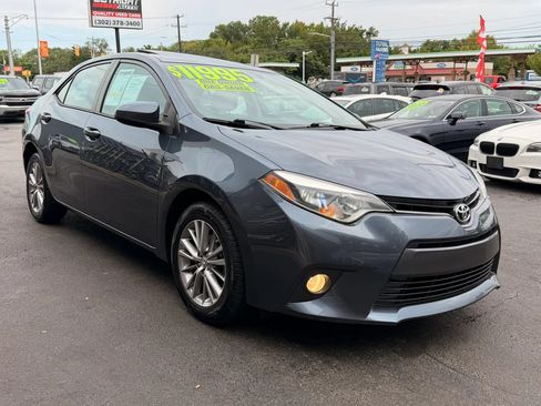 Used 2015 Toyota Corolla LE FWD image 6