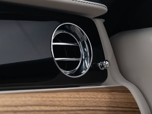 Certified 2022 Rolls-Royce Ghost AWD/4WD image 48