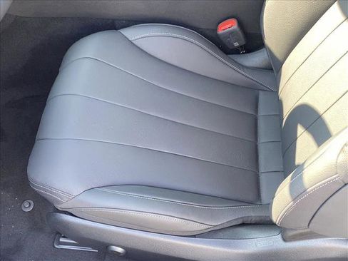 Certified 2024 Mercedes-Benz CLE 300 4MATIC Coupe image 4