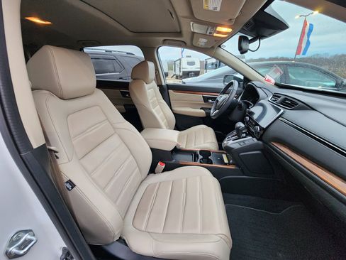 Used 2021 Honda CR-V Touring image 9