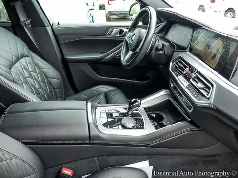 Used 2023 BMW X6 xDrive40i AWD/4WD image 28