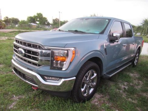 Certified 2023 Ford F150 Lariat w/ Trailer Tow Package RWD image 3