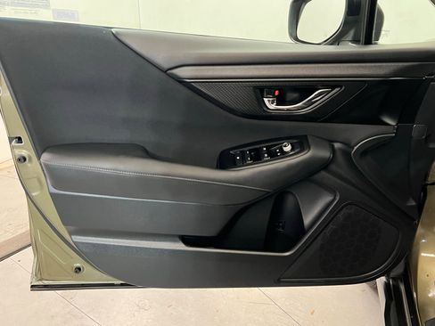 Used 2022 Subaru Outback Premium image 15